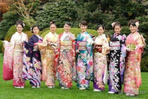 japanese dress and style culture kimono